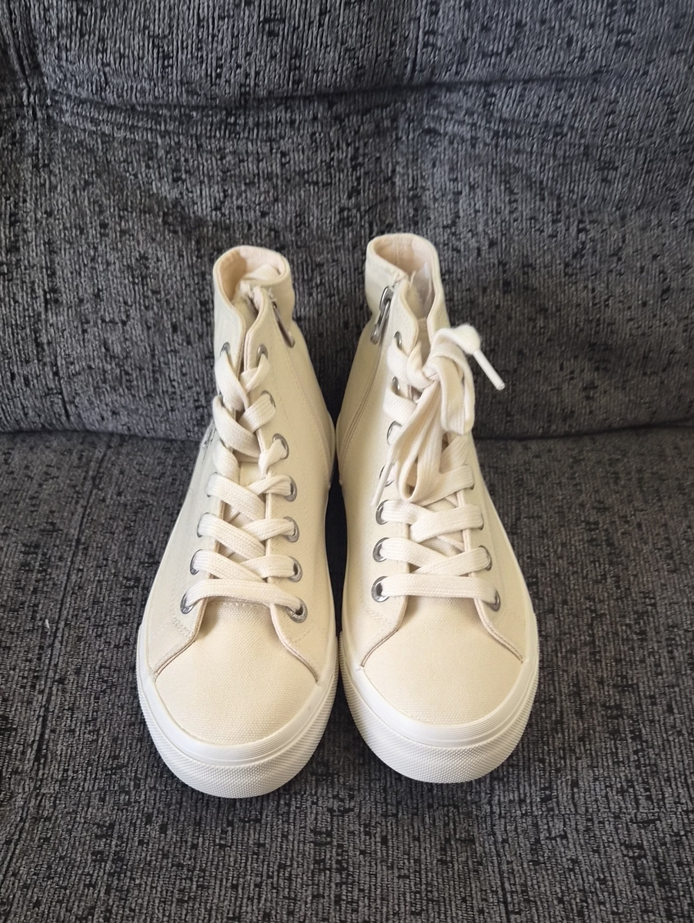 Women's High-Top Canvas Sneakers in Cream